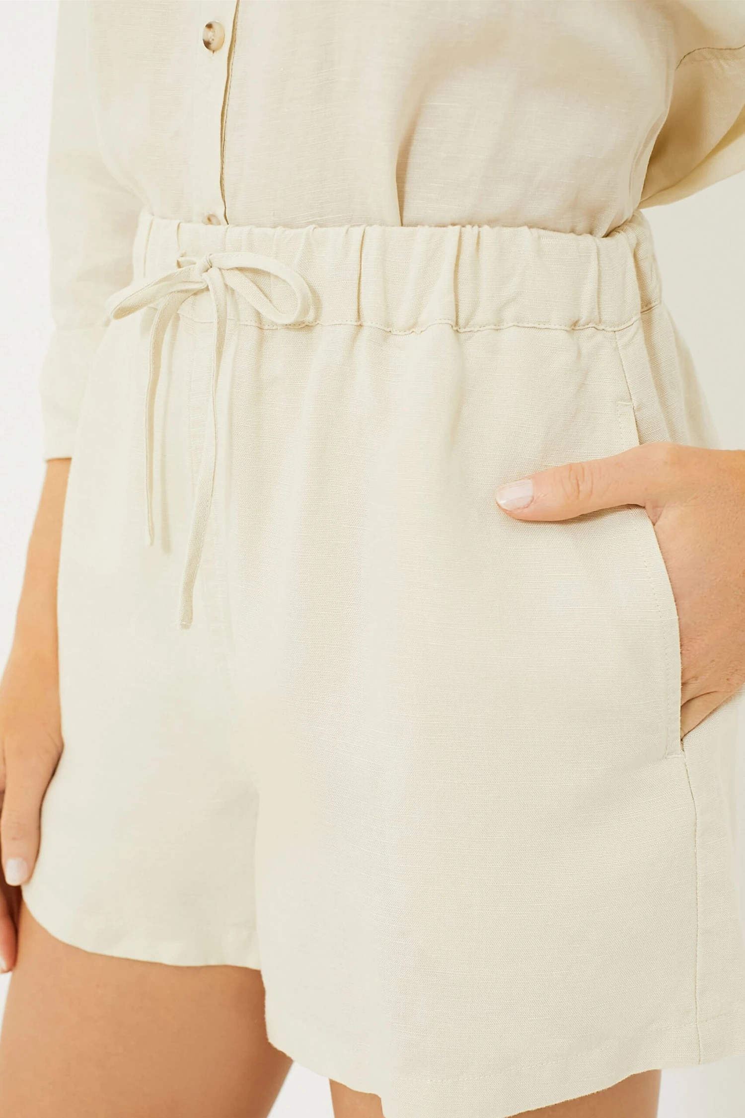 Sandshell Air Linen Elastic Drawstring Shorts - Image 5