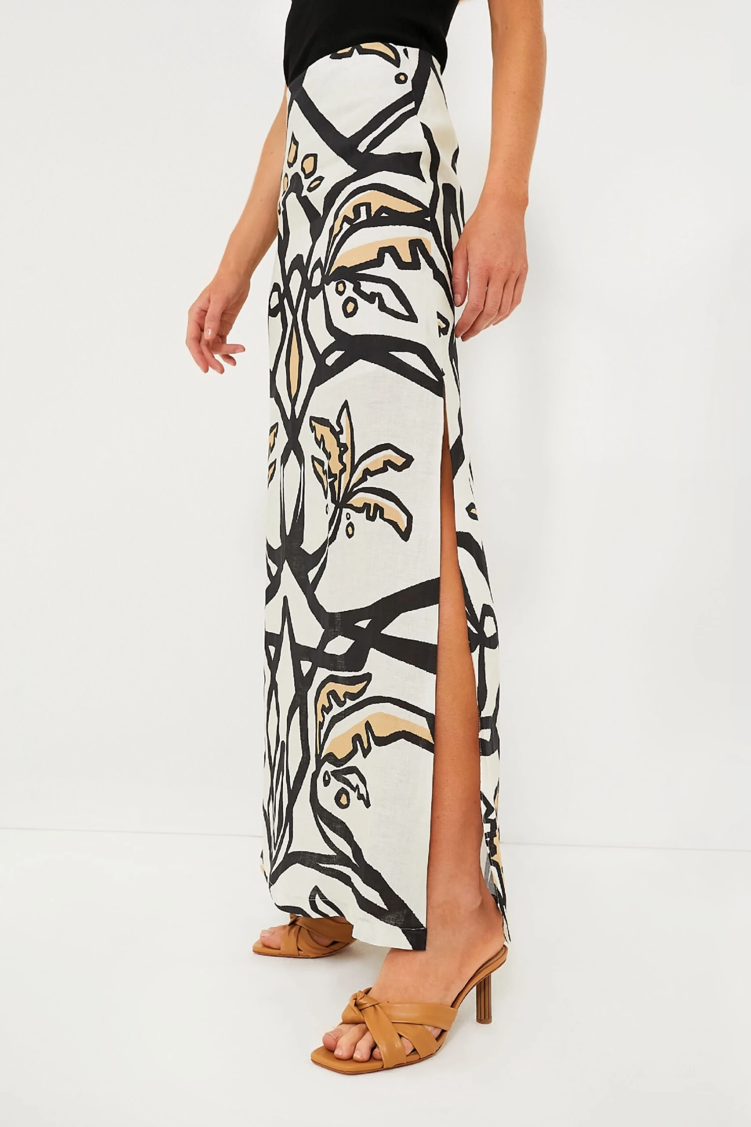 Malambo White Carmenza Skirt - Image 3